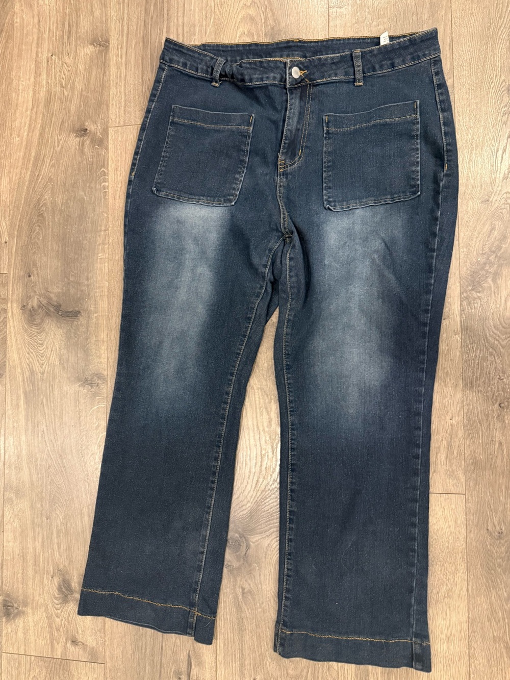 Women’s Dark Blue Straight-Leg Jeans